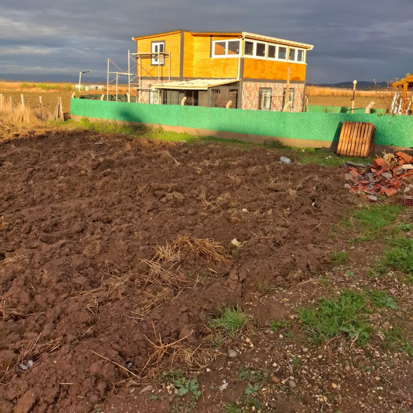 Küçükler Tel Çit